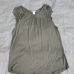 ❤3/$25❤ H&M top